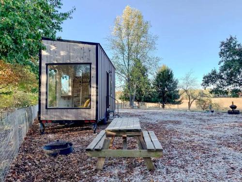 Bradford House | Cozy Tiny House on a Farm in Fredericksburg, Indiana - Perfect Romantic Glamping Destination