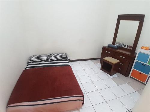 Jakarta House | COZY TO STAY TEBET (PENGINAPAN MURAH,TP GA MURAHAN)