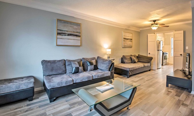 Clarkdale House | Cozy Townhome 13 Mi to Downtown Atlanta!