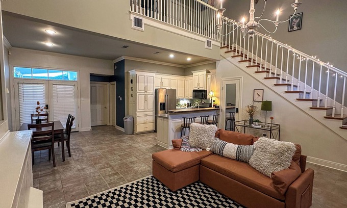 Westminster Condo | Cozy Townhome in the Heart of Baton Rouge
