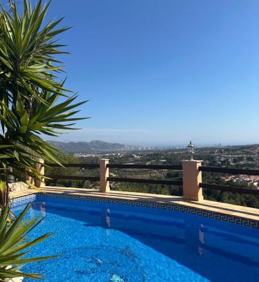 L'Alfas del Pi Villa | Cozy vacation home