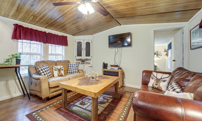 Waynesville House | Cozy Waynesville Home w/Porch by Blue Ridge Pkwy