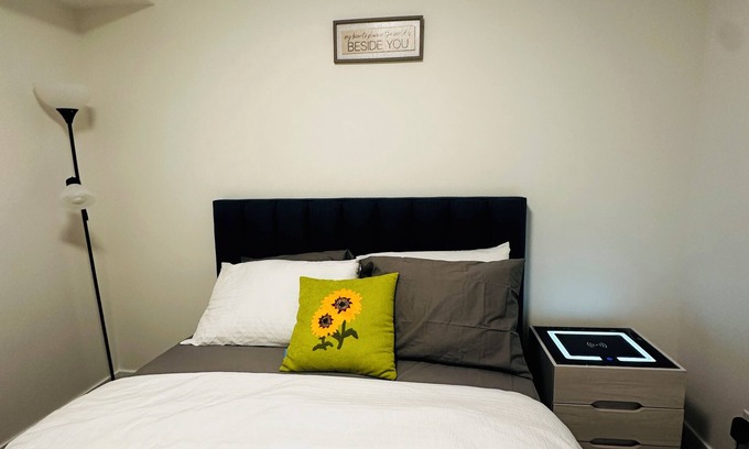 Southwest Calgary House | Cozy1BR Basement Suite- Fully Private