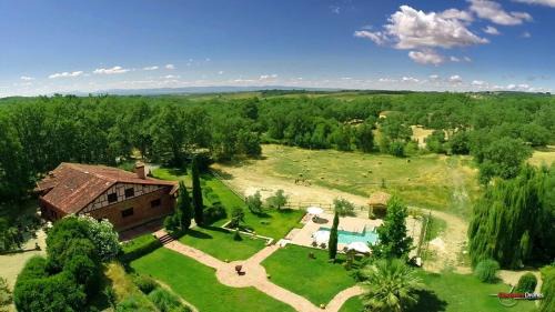 Cuacos de Yuste Villa | CR La CASONA de VALFRIO - Alquiler completo