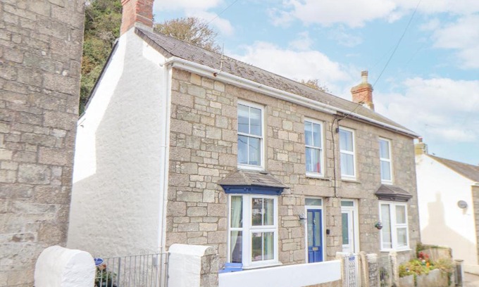 Porthleven House | Crab Pot Cottage