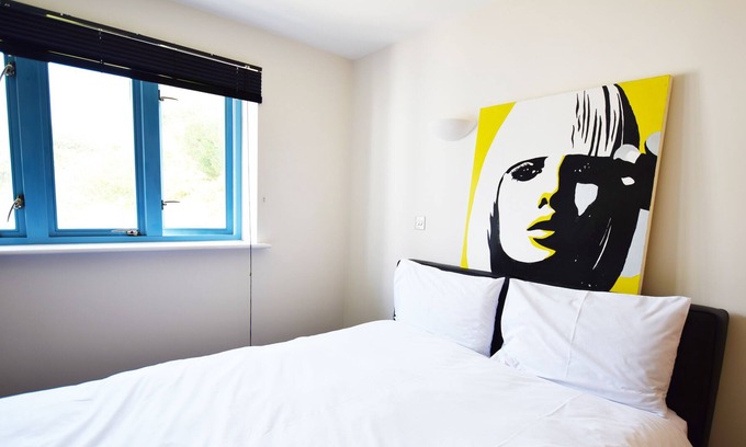 Kingsbridge Apartment | Crabshell Heights Apartment