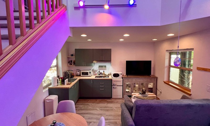 Beaverton House | Creekside Designer Loft