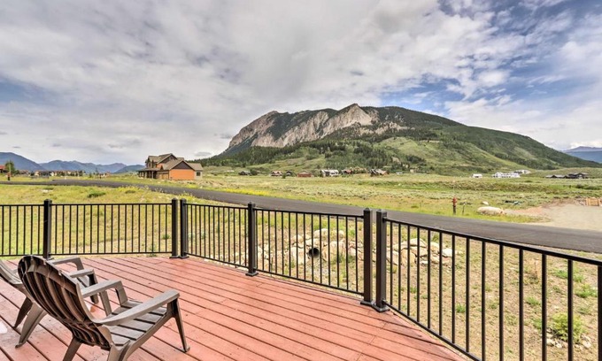 Crested Butte House | Crested Butte Getaway Less Than 7 Mi to Ski Resort!