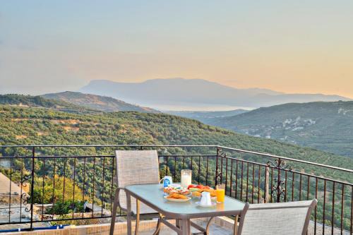 Koukounara Villa | Cretan Nature