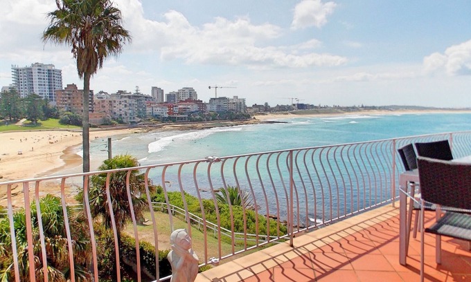 Sydney Apartment | Cronulla Point, Beach and Ocean View 1512