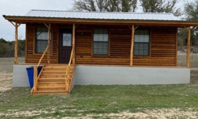 Hamilton Cabin | Crooked Creek Ranch Cabin 11
