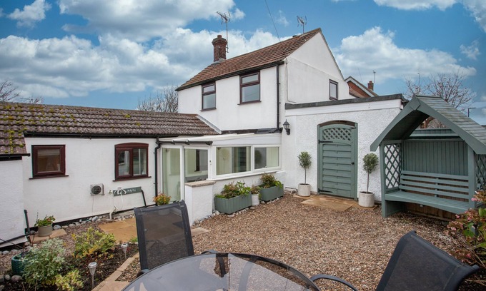 Winterton-on-Sea Cottage | Crossways Cottage | Winterton Cottages