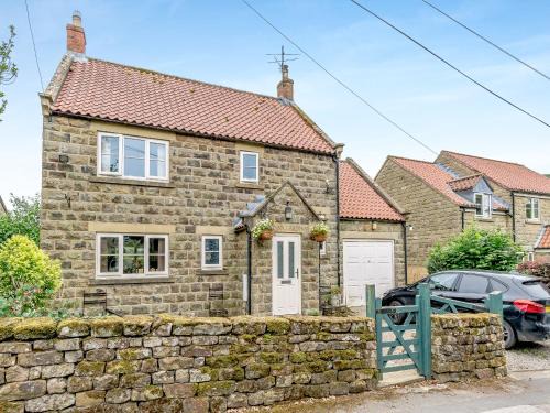 Rosedale Abbey House | Crown Gardens