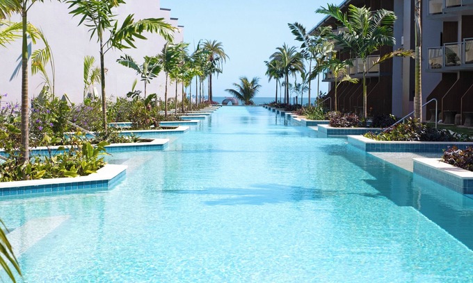 Wailoloa Hotel | Crowne Plaza Fiji Nadi Bay Resort & Spa by IHG