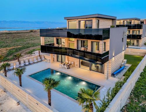 Privlaka Villa | CROWONDER Villa Travera 2 with Heated Swimming Pool - CROWONDER LUXURY RENT