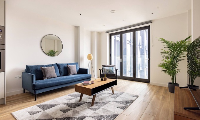 Fairfield Apartment | Croydon by Charles Hope