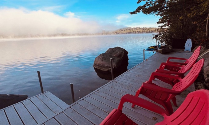 Harrison Cabin | Crystal Lake Camp Getaway – 3BR with Bunk Room & Private Lake Access