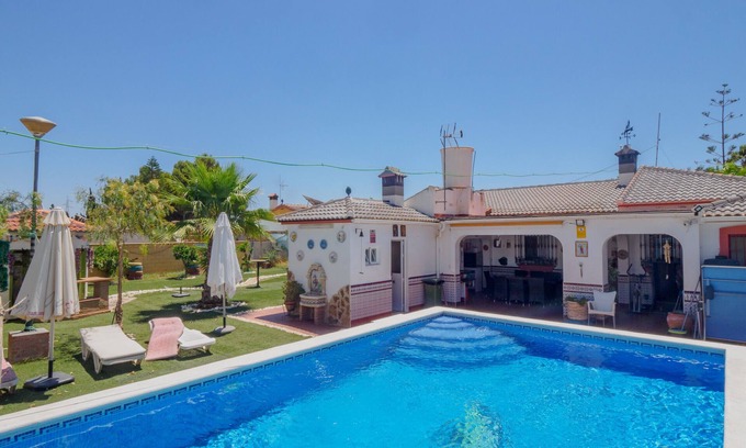 Cartama Villa | Cubo's Villa Mariposa Cártama/Private pool/large garden/free wifi