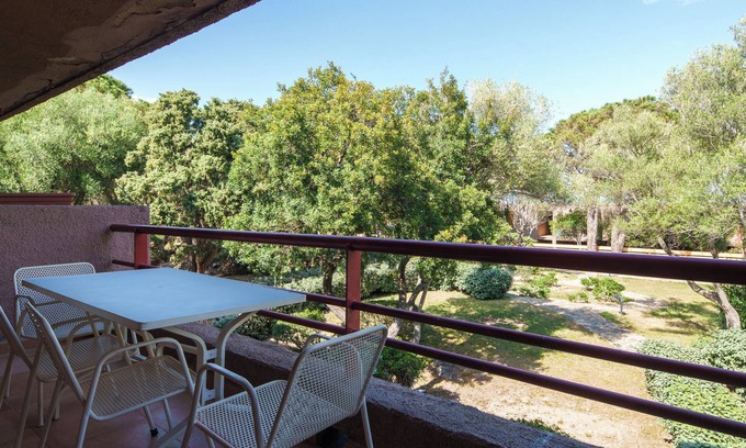 Cugnana Verde Apartment | Cugnana Nest - One Bedroom Apartment, Sleeps 4