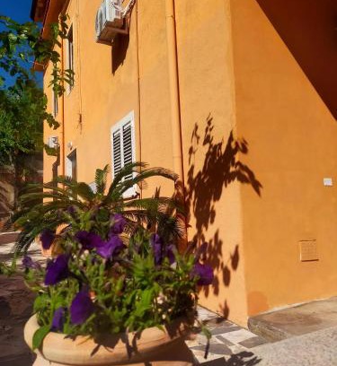 Scalea Bed & Breakfast | Cumpa Luca Bed and breakfast