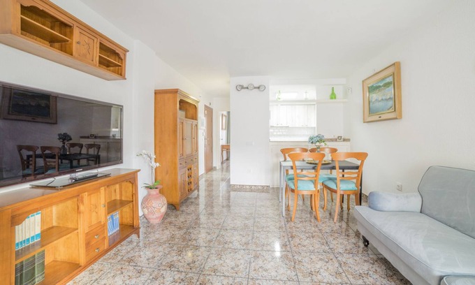 Cunit Apartment | CUNIT HOME - TOTALLY RENOVATED APARTMENT WITH EVERYTHING NEW