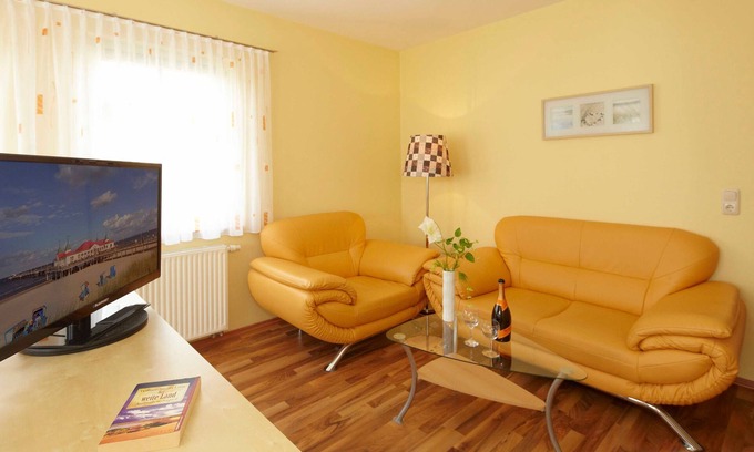 Ahlbeck Apartment | Curr. EC2 - Uns Hüsung