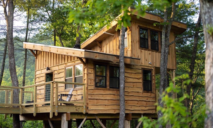 Zirconia Cabin | Custom Tajar Treehouse in Tuxedo Falls Resort with Private Waterfalls & Hiking