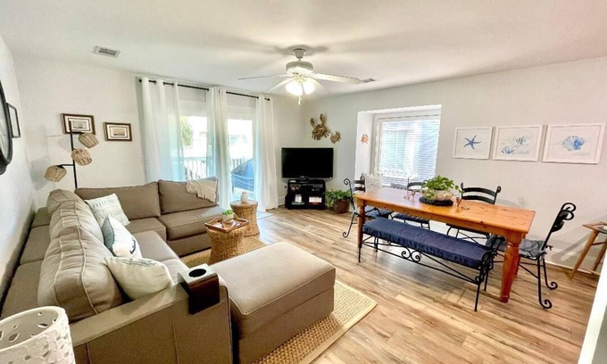 Port St. Joe House | Cute, Comfy, Guest Favorite on Gulf Side of Cape San Blas + 2 Gorgeous Pools!