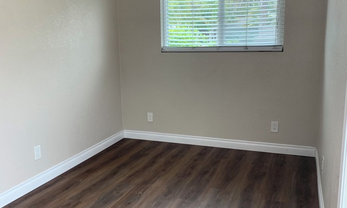 Carlsbad House | Cute Unit with a Yard!