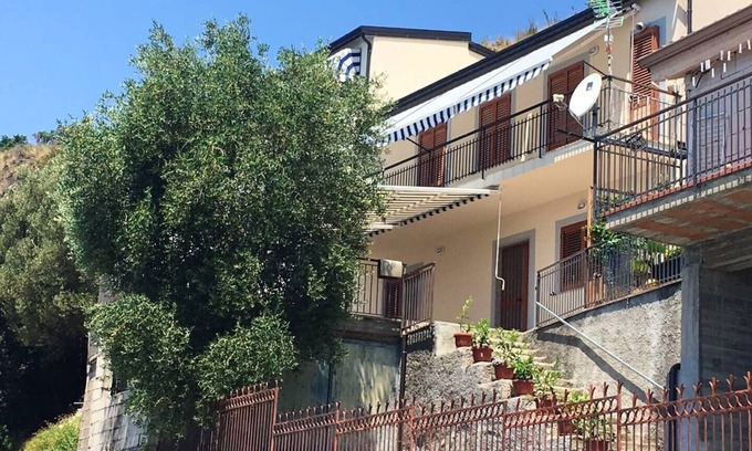 Marina di Pisciotta Apartment | Cutrì Holiday Home Cilento 6 places