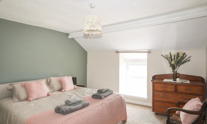 Rhyd-y-clafdy House | Cwm Ceiliog Annex