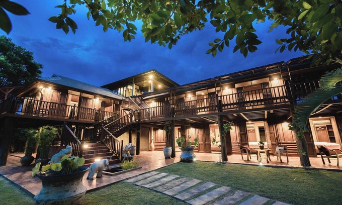 Nong Phueng Villa | Cyngam Retreat- A private pool villa with service