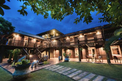 Nong Phueng Villa | Cyngam Retreat- A private pool villa with service