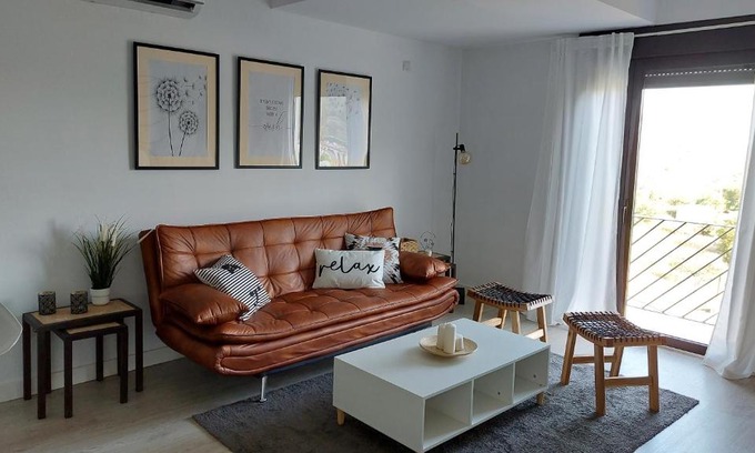 Ojen Apartment | Dúplex Bellas Vistas