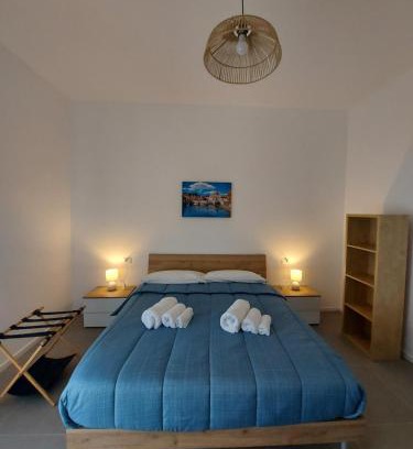 Universita Apartment | Da Ale House