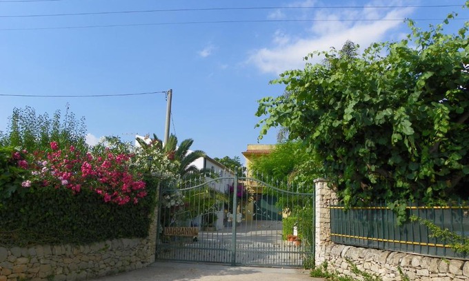 Chiaramonte Gulfi House | Dabbanna