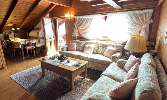 San Vito di Cadore Ski Chalet | Dachboden von Lokalen Handwerkern in San Vito di Cadore Eingerichtet