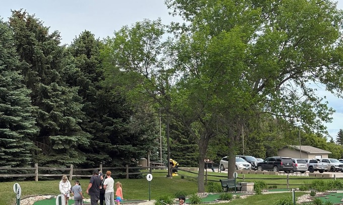 Huron Hotel | Dakota Inn