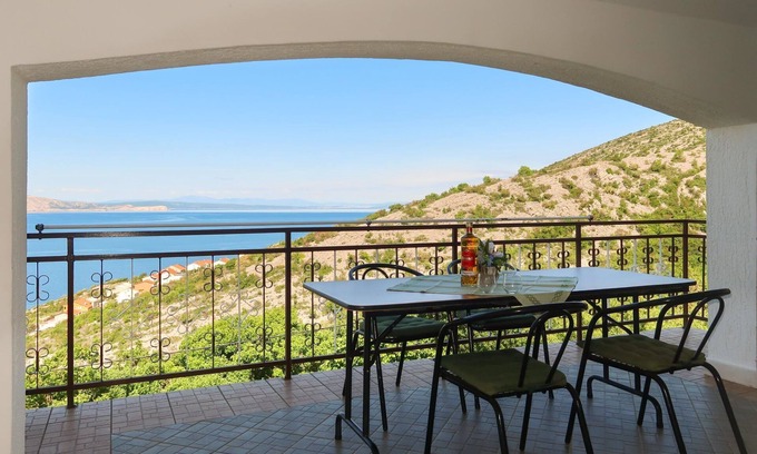 Vratarusa Apartment | Dalibor by Interhome