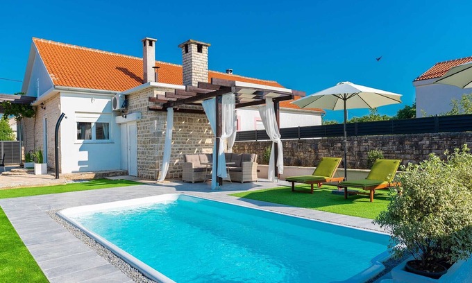 Pridraga House | Dalmatian Holiday house Marcella with pool