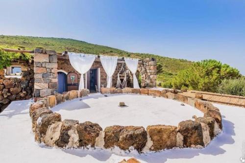 Pantelleria House | Dammuso Masdar al sorgere del sole