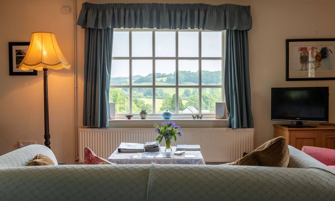 Pwllgloyw Cottage | Damson Cottage - Self Catering