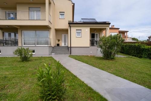 Mugeba Apartment | Dani's Place