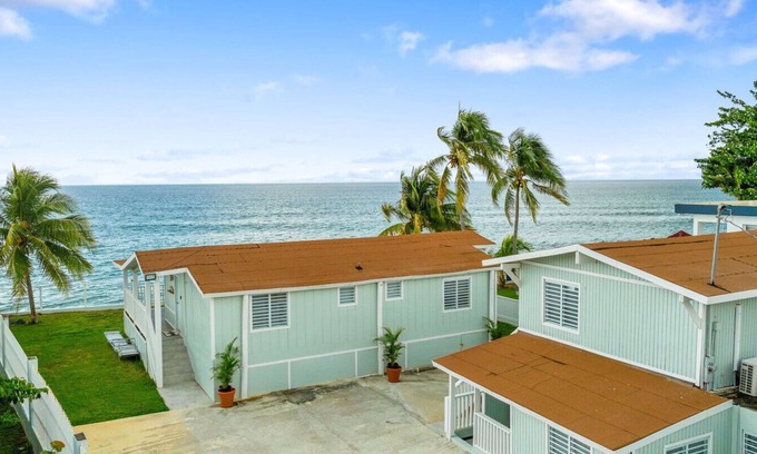 Stella Apartment | Daniela's Beachfront Studio