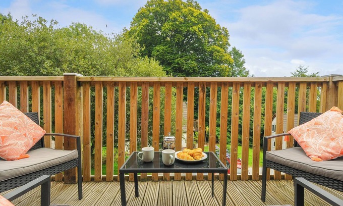 St. Ann's Chapel Cottage | Dart Lodge