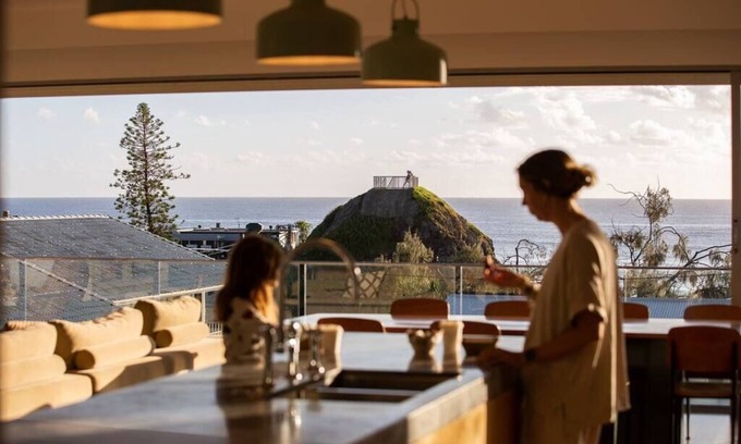 Currumbin House | Daybreak at Currumbin