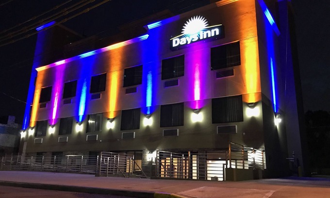 Flatlands Hotel | Days Inn by Wyndham Brooklyn Marine Park