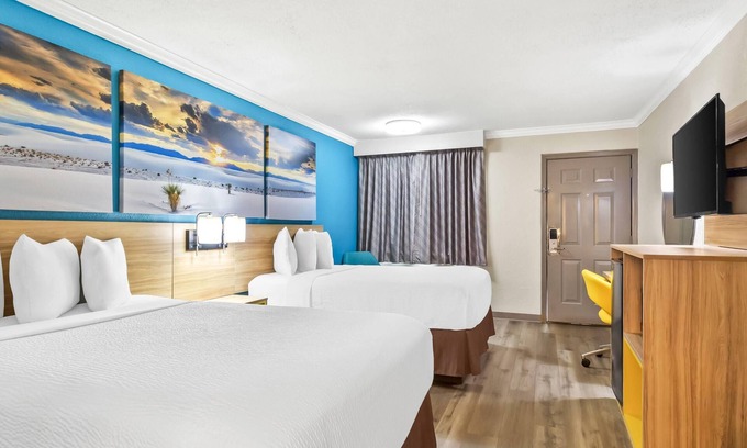 North Shore Hotel | Days Inn by Wyndham Houston East