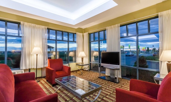 Windsor Locks Hotel | Days Inn by Wyndham Windsor Locks/Bradley Intl Airport