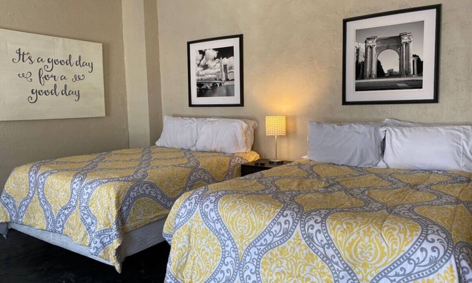 Dayton Apartment | Dayton! 5 Beds, Sleeps 10, 2 Bedrooms + WIFI